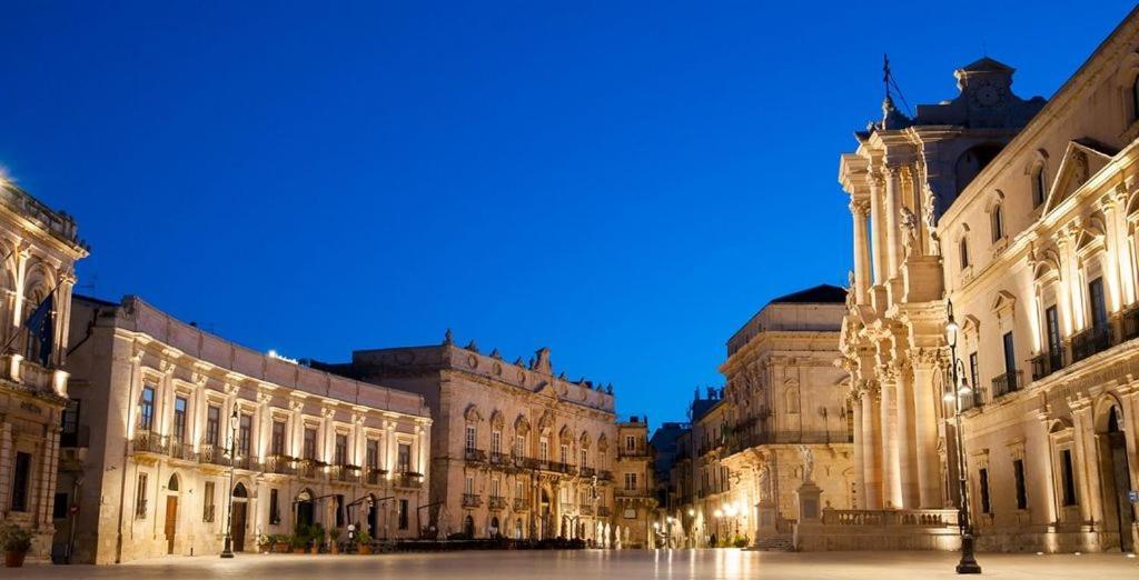 Casa Vacanza Apollodoro Syracuse Bagian luar foto